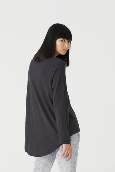 JAC + MOOKI Gigi Long Sleeve Tee