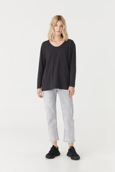 JAC + MOOKI - Jess Long Sleeve Tee