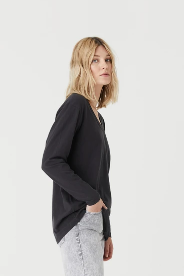 JAC + MOOKI - Jess Long Sleeve Tee