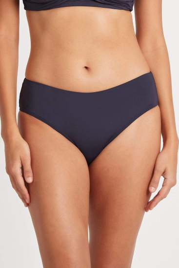 SEA LEVEL - Essentials Mid Bikini Pant - Black